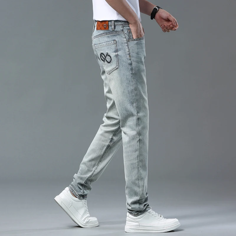 Jeans slim fit masculino bordado azul claro, perna reta pequena, calça versátil de ponta alta, tendência luxuosa, novo, verão, 2022