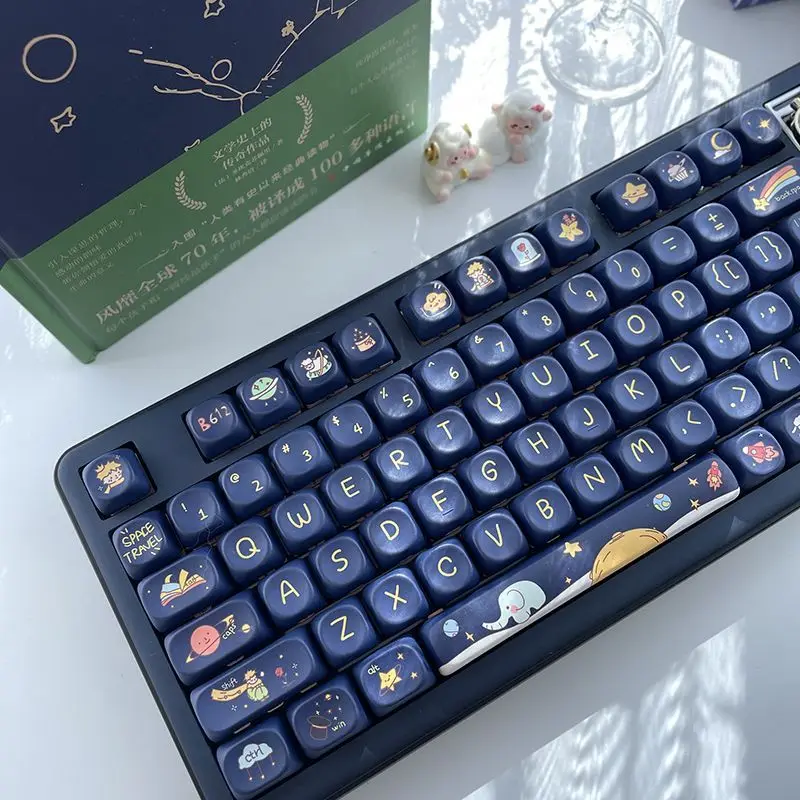 130 مفتاحًا The Little Prince Theme MOA Keycap Set PBT Blue غطاء لوحة المفاتيح الشخصي MOA غطاء مفتاح للوحة المفاتيح الميكانيكية