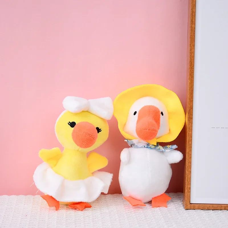 Cartoon Kawaii Vacation Duck Plush Doll Key Chain Pendant Creative Ins Vacation Duck Plush Backpack Pendant Birthday Gift