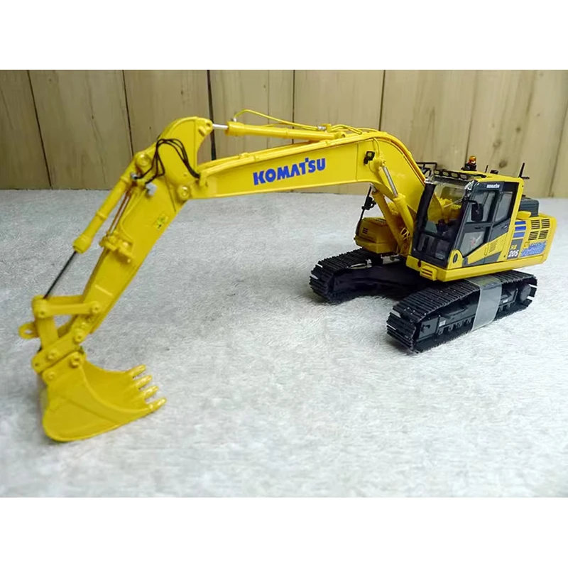 UH Diecast 1/50 Scale   HB205-3 Excavator Forklift Alloy Engineering Vehicle Model Collection Souvenir Display Ornaments