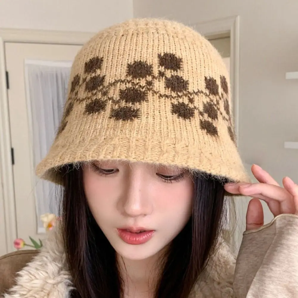 

Fashion Sweet Floral Knitted Bucket Hat Ethnic Style Retro Jacquard Woolen Hat Crochet Handmade Warm Fisherman Hat Outdoor