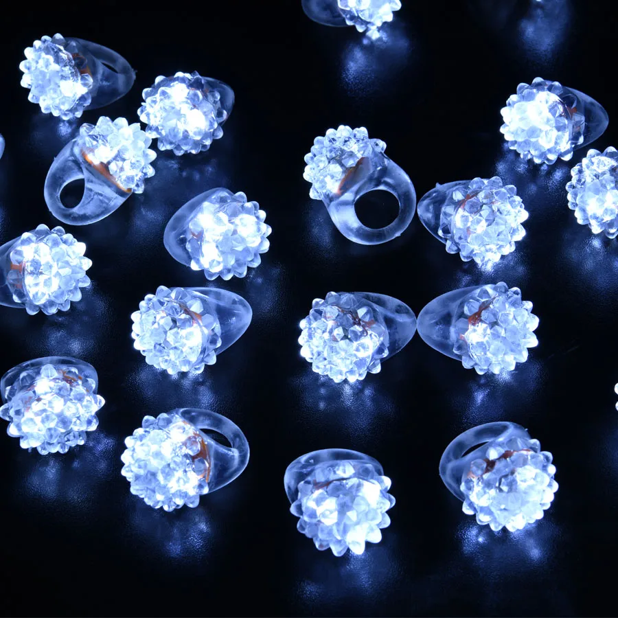 10/20/30/50Pcs White LED Rings Light up Rings Soft Rubber Flashing Bumpy Rings Rave Wedding Party Luminous Toy Glow In The Dark