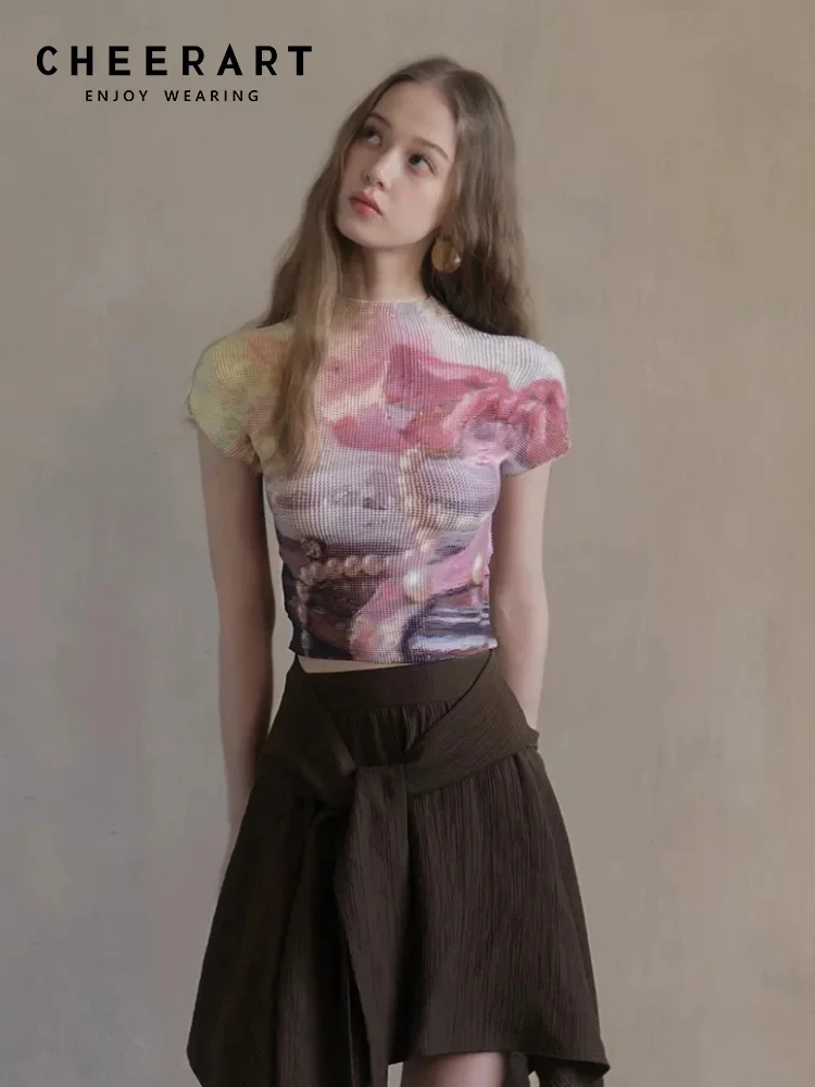 Image of CHEERART Ölgemälde-Design Plissierte Damen T-Shirts 2026 Sommer Kurzarm Crop Top Modische Designer-Kleidung