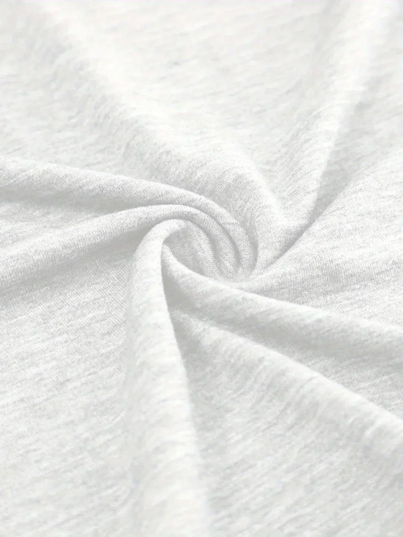 プラスサイズの女性用トマトプリント白Tシャツ