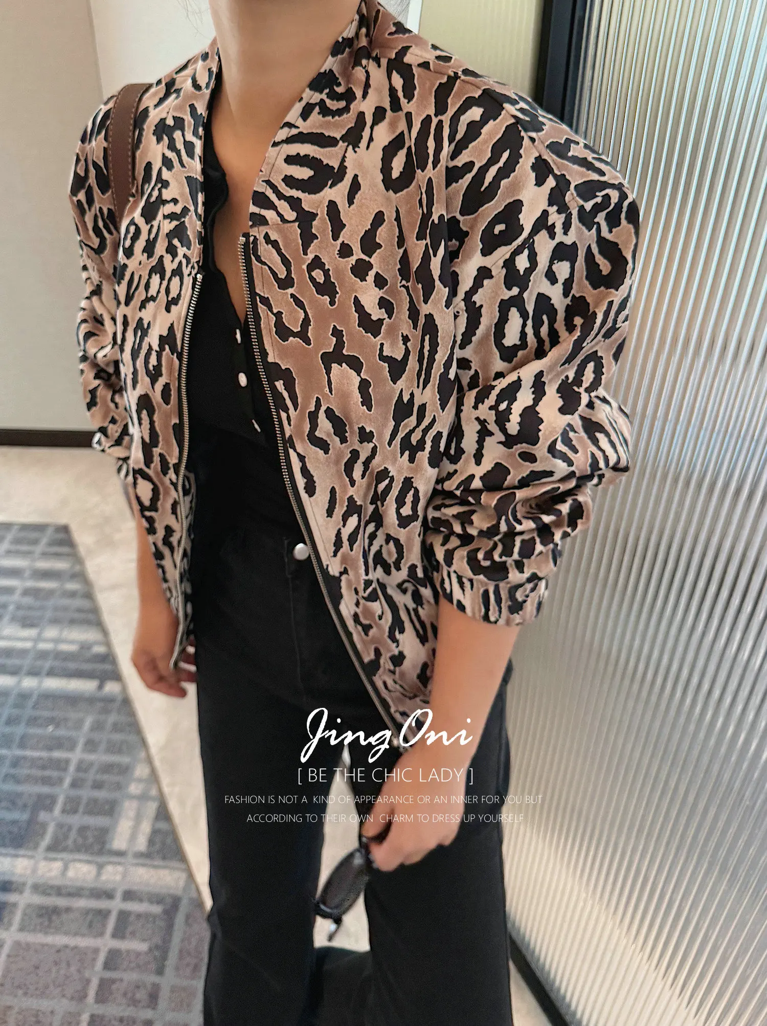 

Leopard Jacket Tops Y2K Clothing 2025 Woman Spring Fall Korean Style Vintage Elegant Coat Outerwears New Luxury Cropped Bomber