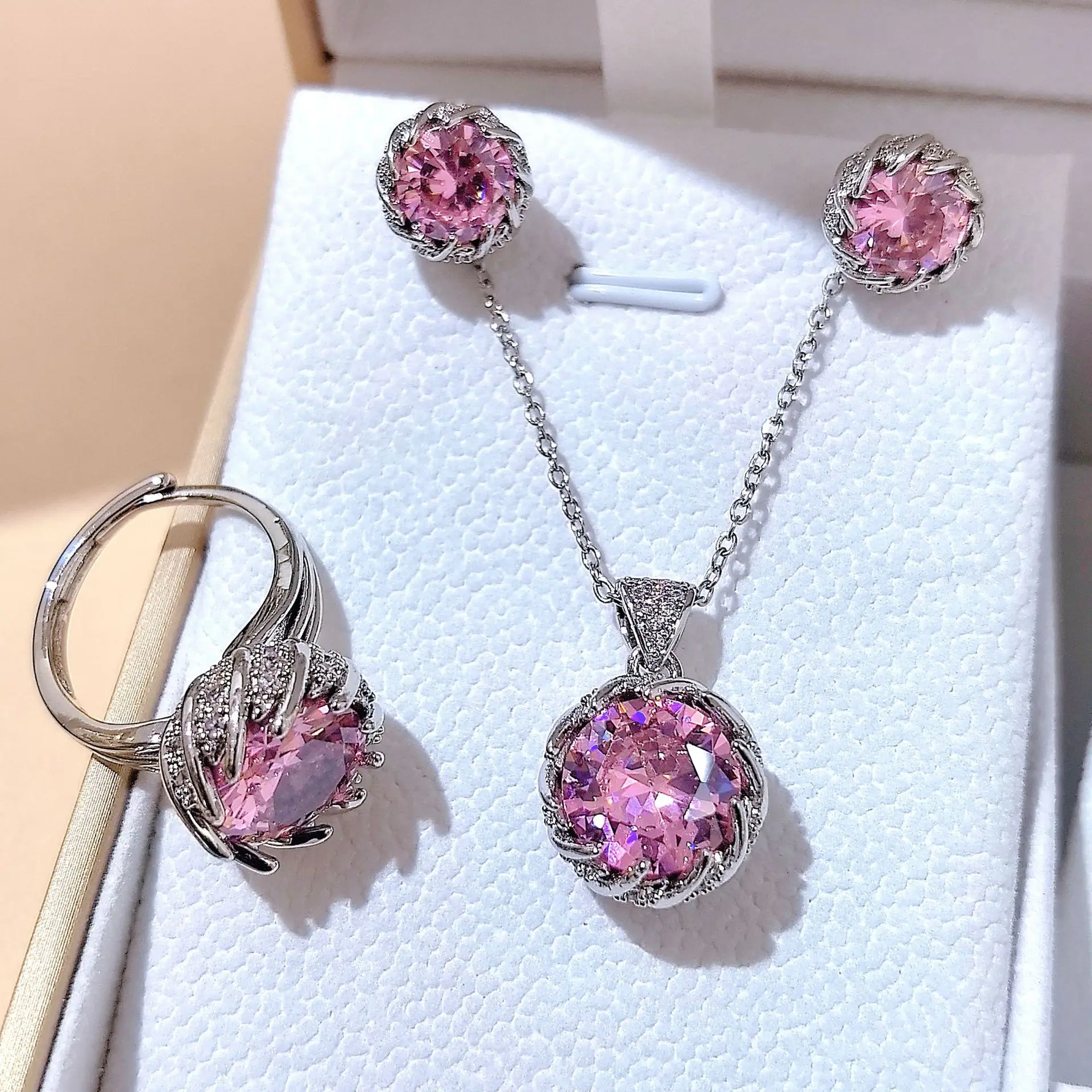 

Ajojewel Classic Light Purple Zircon Star Jewelry Set Fashion Women Accessory Exquisite Gifts