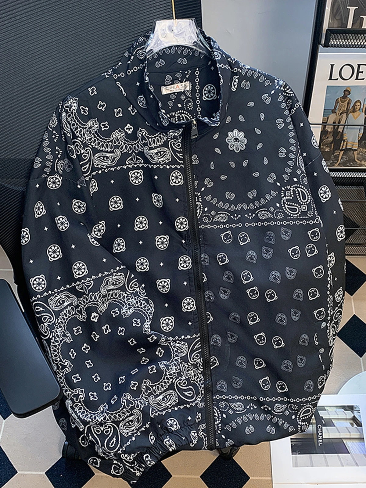 

Новое весеннее мужское пальто-туэт с воротником-стойкой, свободная посадка в стиле хип-хоп, повседневная верхняя одежда с принтом High Street Faion Top irt