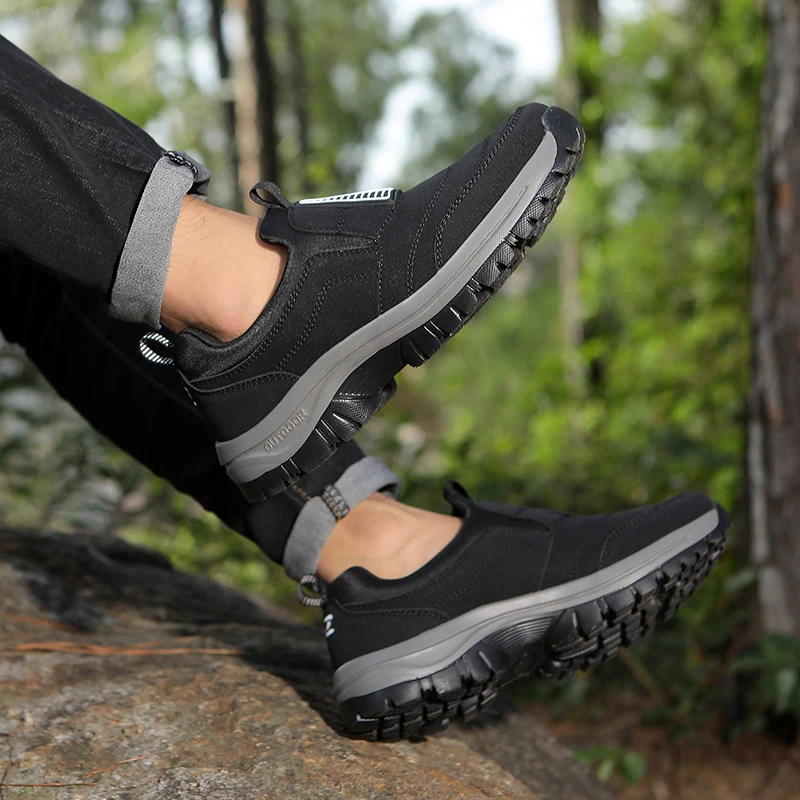 

High Quality Indestructible Man Shoe Sneakers Breathable Running Shoes Lightweight Anti-slip Outdoor Men's Sneaker Hiking Shoes