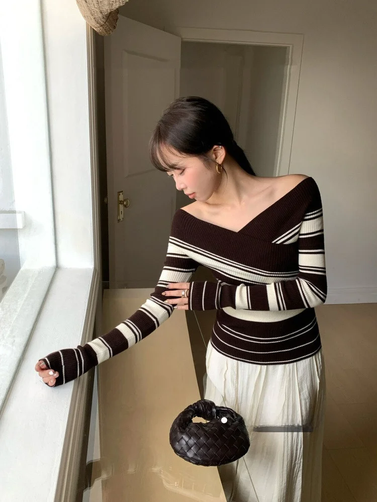 

Трикотаж V-Ne для похудения, женский свитер с перекрестными полосками, зимний новый свитер French Sle Long Sve, базовый свитер стандартной посадки...