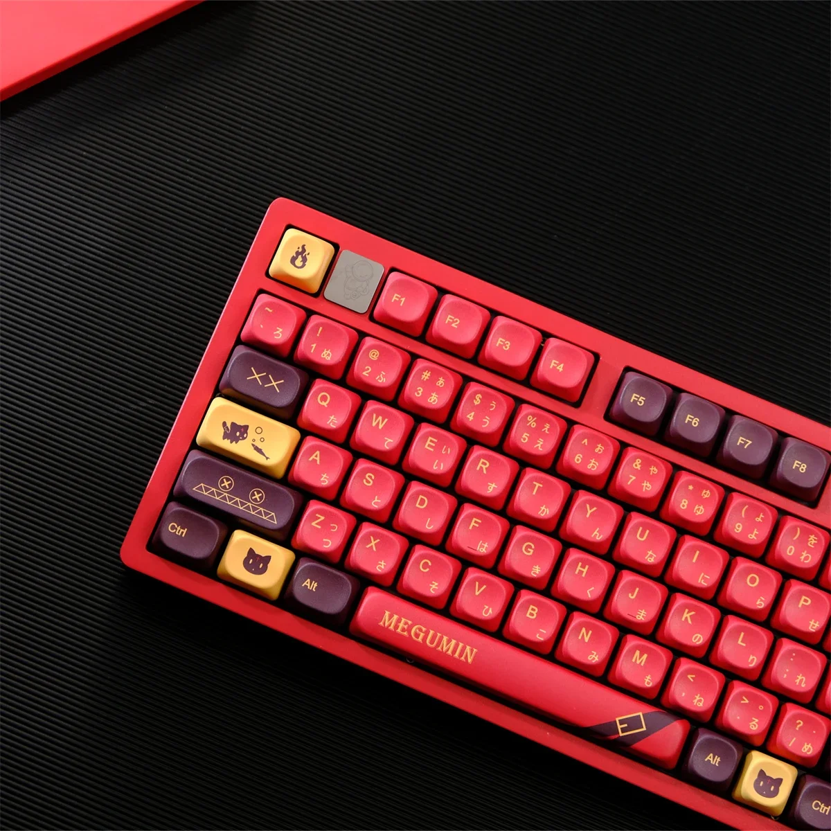 

Japanese Keycaps 126 Keys Huihui PBT Five-sided Sublimation MOA Profile Keycaps For MX Switches Mechanical Keyboard Red Keycaps