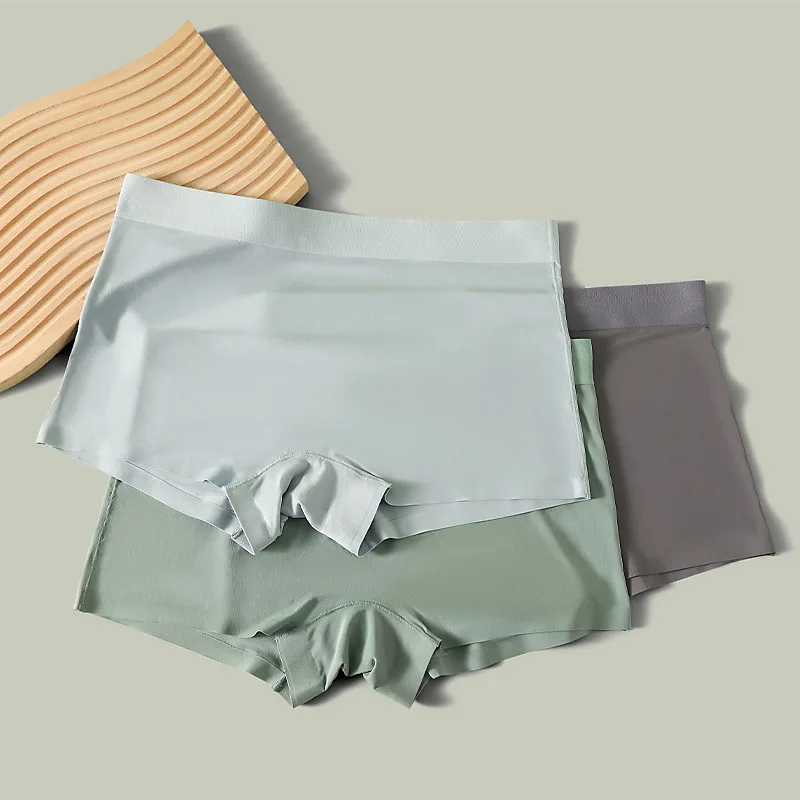 

Ice Silk Underwear Antibacterial Crotch Briefs Seamless Solid Breathable Sports Boxers Femme Summer Boyshorts Women's Panties