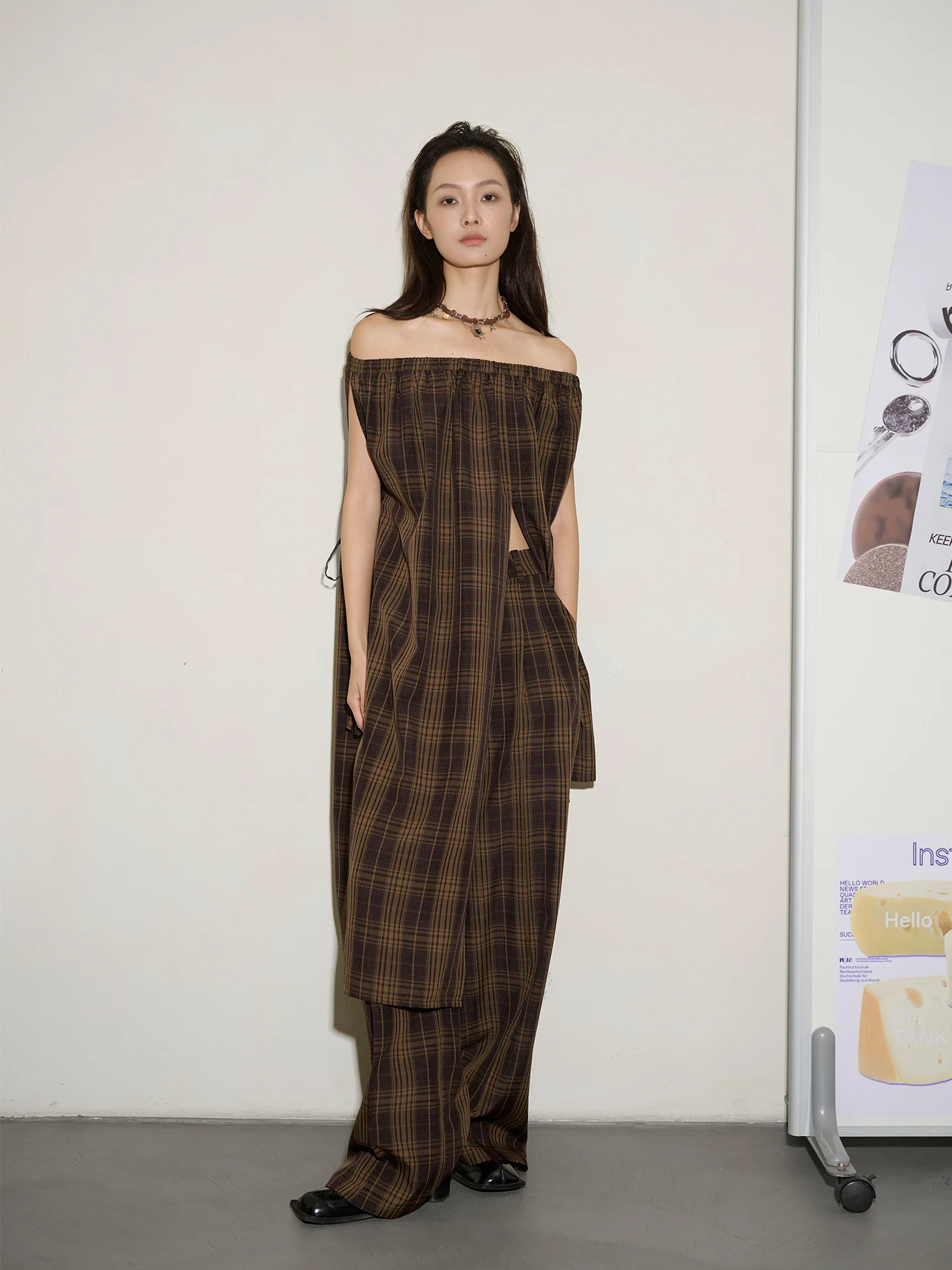 

Оригинальный американский ретро-комплект: свободные брюки в клетку и жилет, универсальный многофункциональный модный костюм для женщин, для носки весной и осенью.