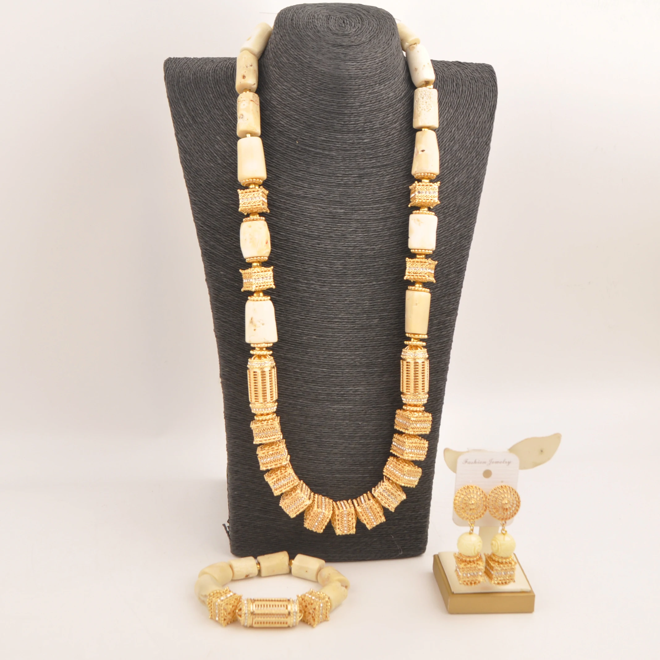 32inches Necklace natural white coral beads jewelry set for women