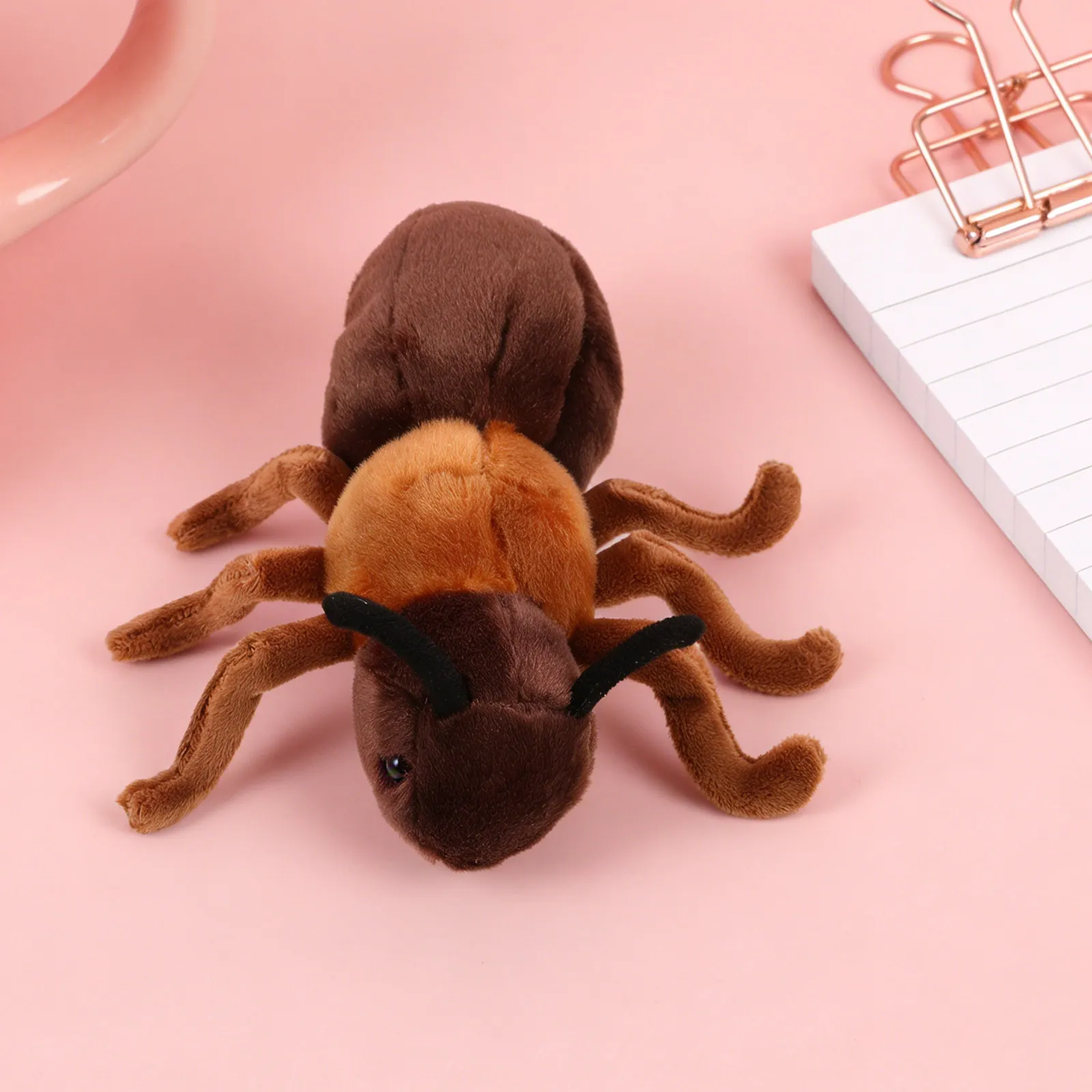 

Fake Ant Lifelike Soft Stuffed Bug Realistic Insect Decoration Birthday Party Plushies Home Car Dorm Companion