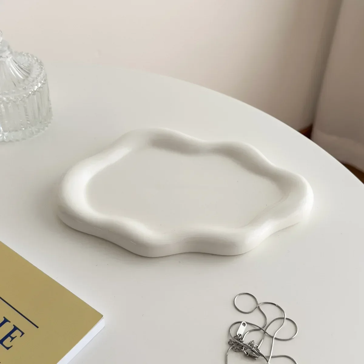 Home Decorative Clouds Jewelry Tray Ceramic Modern Minimalist Bedroom Dresser Desktop  Home Utility Storage Tray