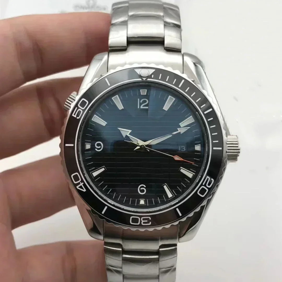 الرجال حالة 600 Relogio Masculino ساعة ميكانيكية المحيط الكون الصلب الأسود الأزرق السيراميك 007 ريترو ساعات أوتوماتيكية مخصصة
