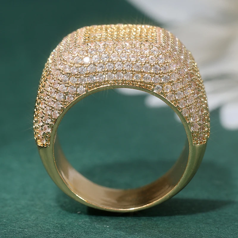Luxuriöser Goldfarbener Ring mit Eingelegten Weißen CZ-Steinen für Damen, Modischer Quadratischer Alltags- und Partyschmuck – Detail 3