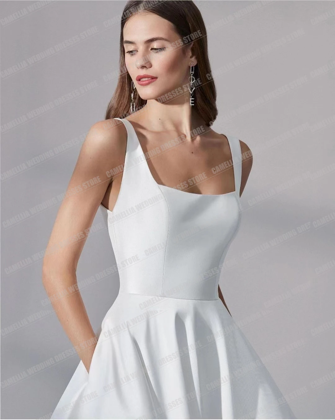 Vestidos de casamento simples feminino com colarinho quadrado, linha A, elegante cetim, vestidos de noiva sem mangas sexy, sem costas formais, Sweep Train