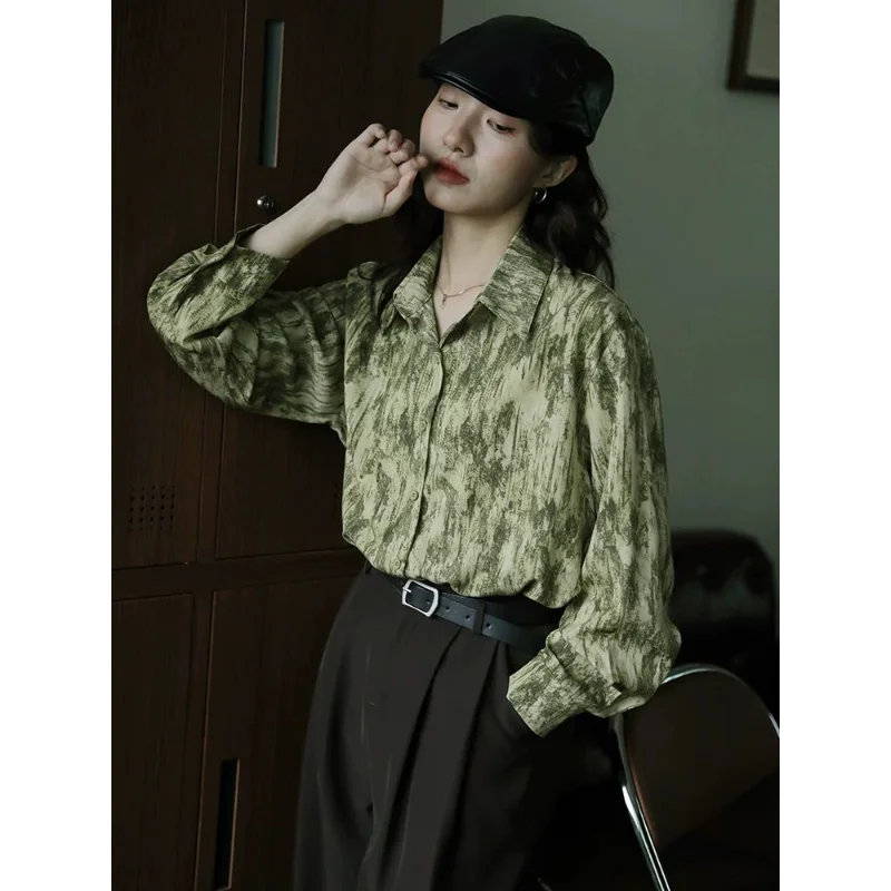 

Свободная зеленая женская рубашка с принтом и длинным рукавом в стиле ретро в гонконгском стиле для женщин