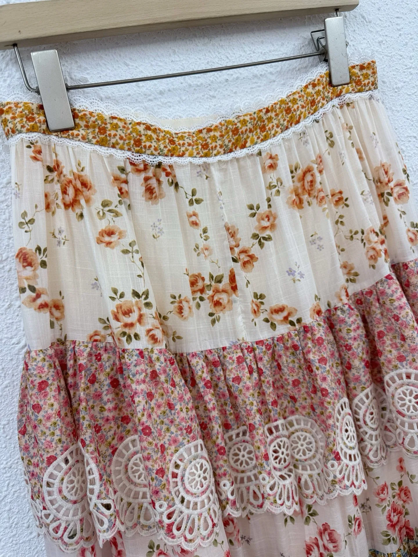 

Women Embroidery Hollow Out Luxury High Quality A-Line New Midi Skirts Sweet Chic Runway Designer Bottoms Flora Printing Cotton