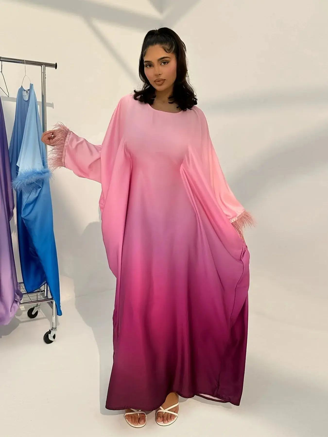 Fashion Shiny Feather Cuff Muslim Dress Robe Female Full Length Soft Butterflies Abaya Muslim Dress Worship Service Abaya wy2073