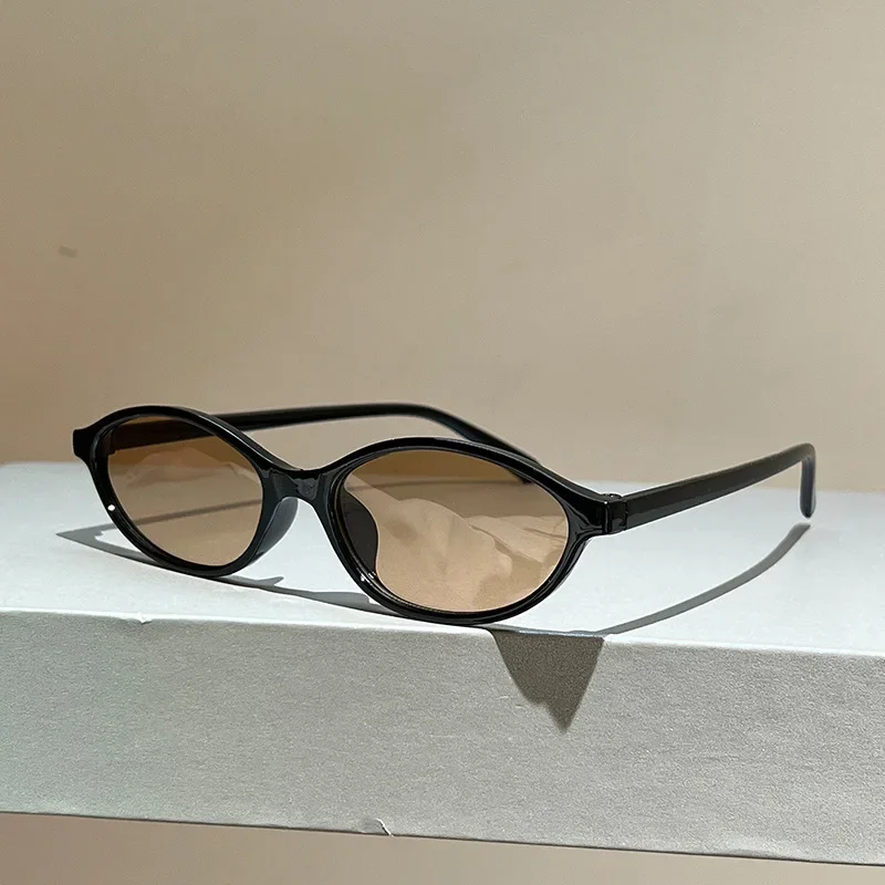 Retro Small Cat Eye Sunglasses for Women Men Design Fashion Triangle Sun Glasses Cute Style Multi Color Eyeglasses