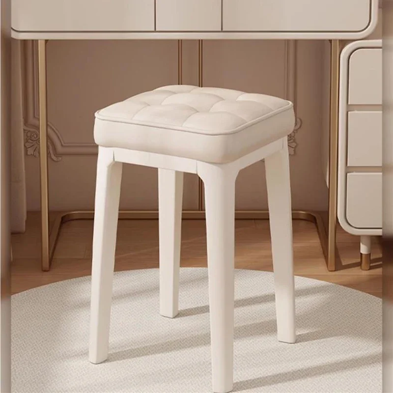 

Comfortable Italian Design Stools Dressers Modern Bedroom Luxury Stools Pouffe Cream Style Home Furniture Pouf Velluto LLDS