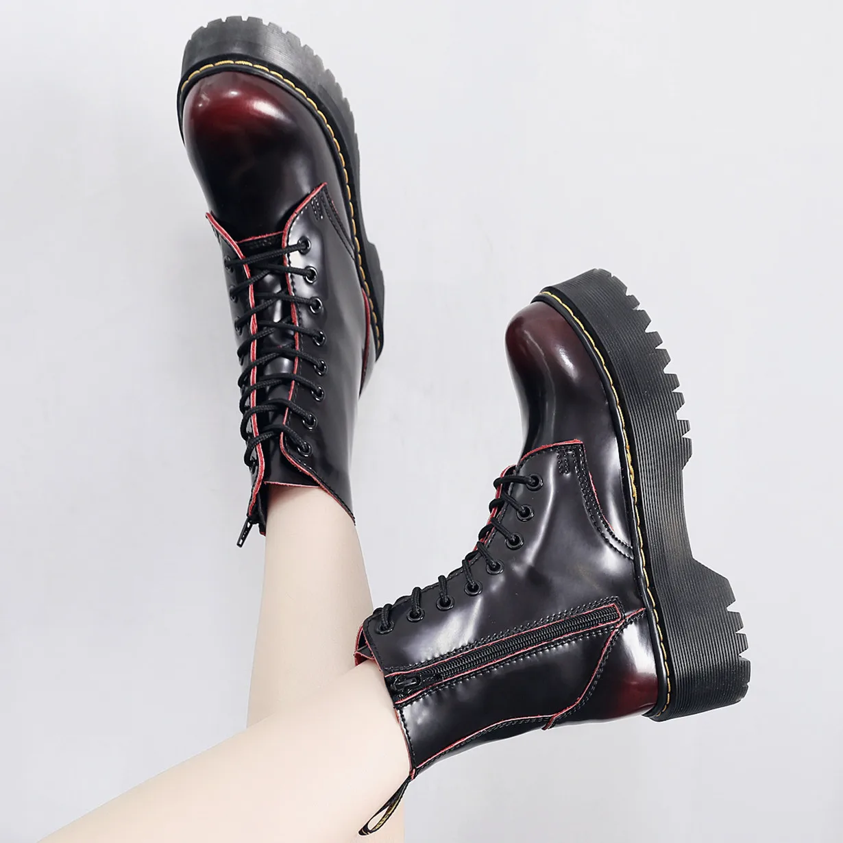 

New Women Motorcycle Boots Casual Shoes Woman Leather Minimalist Classic Punk Female Goth Shoes Platform Boots Women Botas Mujer