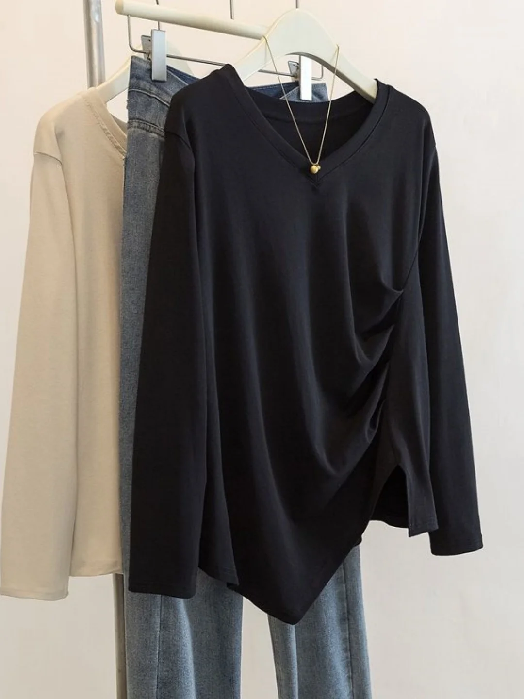 

Футболка больших размеров, винтажный дизайн, с асимметричными складками, тонкая длинная све, V-ne Base irt, очень большой размер, чистый цвет