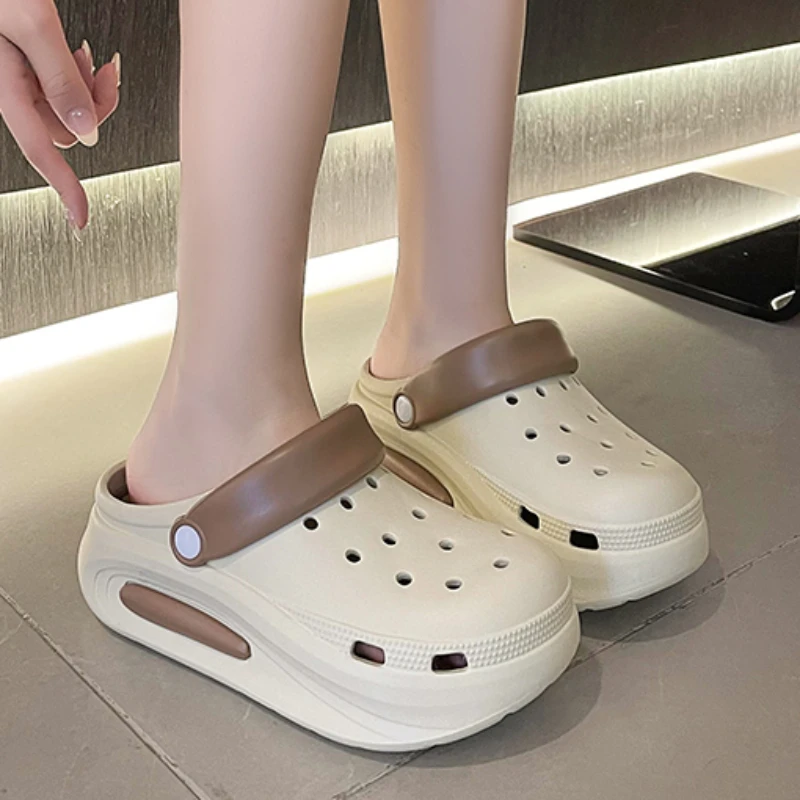 New Women Summer Clogs Vacation Slippers Non-slip EVA Soft Bottom Shoes Classic Nursing Clogs Hospital Women Sandals