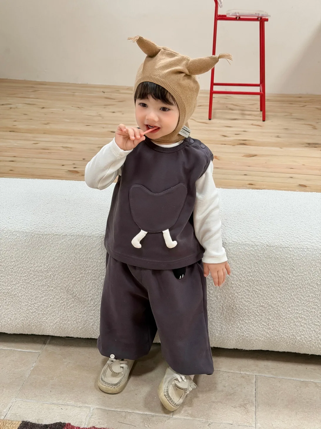 2026 Autumn New Baby Sleeveless Clothes Set Boys Girls Cartoon Vest + Casual Pants 2pcs Suit Toddler Loose Cotton Outfits
