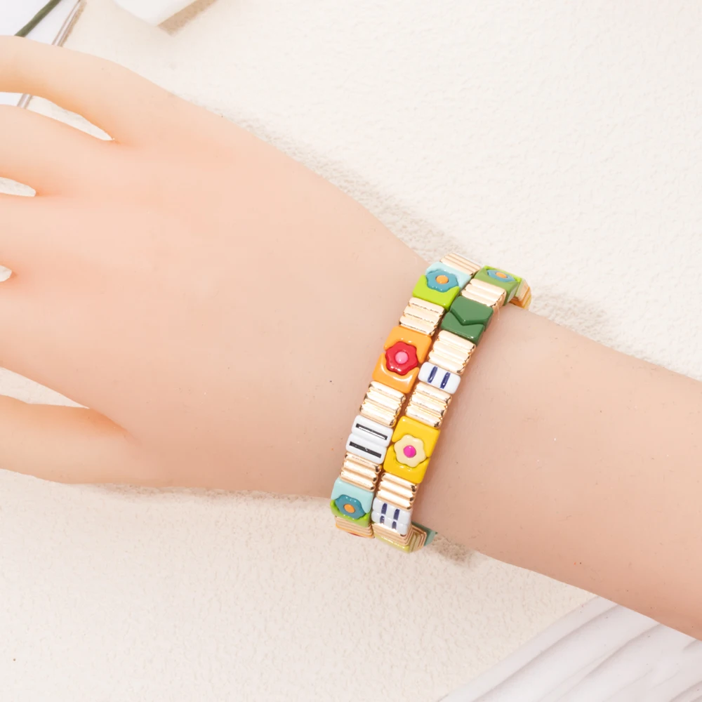 2024 New 8mm Enamel Flower Bangle For Women Green Color Diasy Charm Hand Accessory