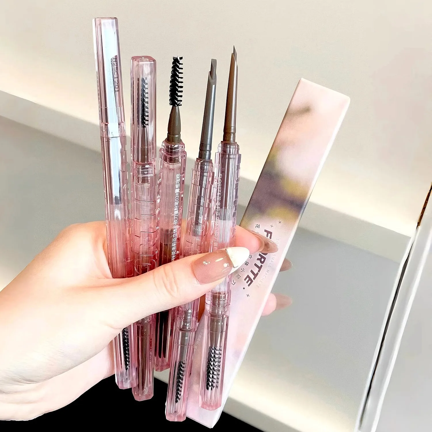 قلم حواجب بزاوية ثلاثي الأبعاد من FLORTTE برأسين طبيعي مقاوم للماء ومقاوم للعرق قالب حريري ناعم بستة ألوان للحواجب #3