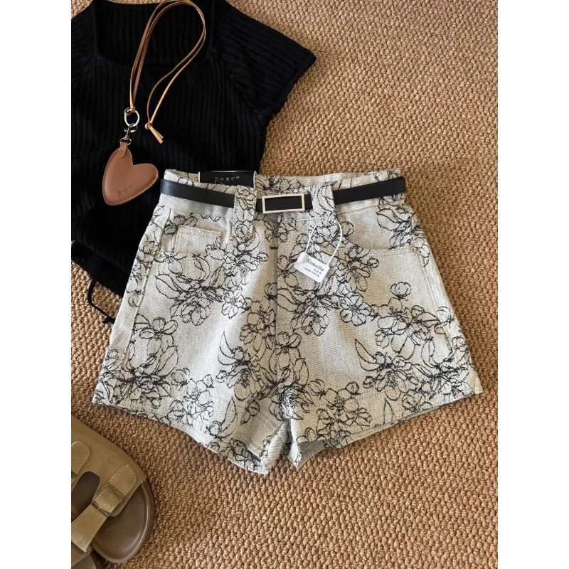 

Простые пригородные джинсовые шорты нового стиля с жаккардовой вышивкой, свободные, тонкие и универсальные