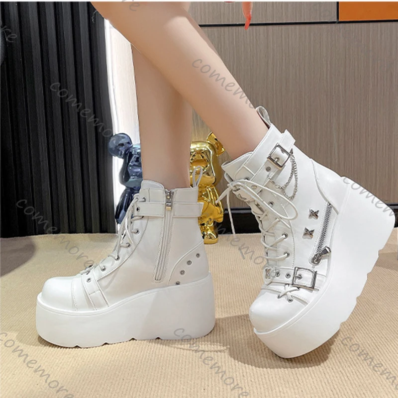 Comemore New Gothic… - image