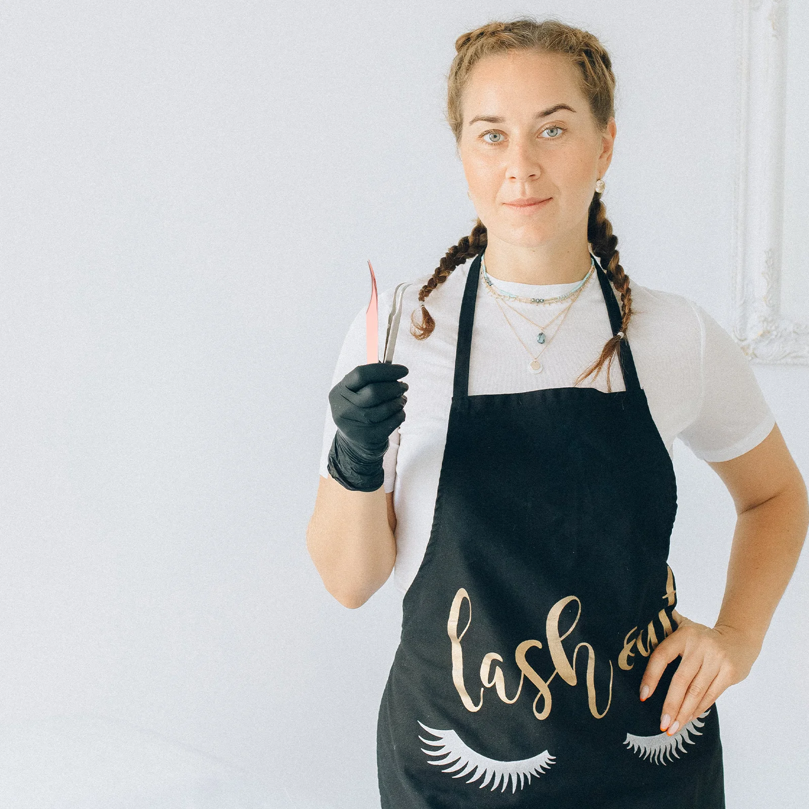 Zestaw 4 pęset do rzęs ze stali nierdzewnej z precyzyjną końcówką, idealne do przedłużania rzęs, dedykowane klipsy do makijażu.