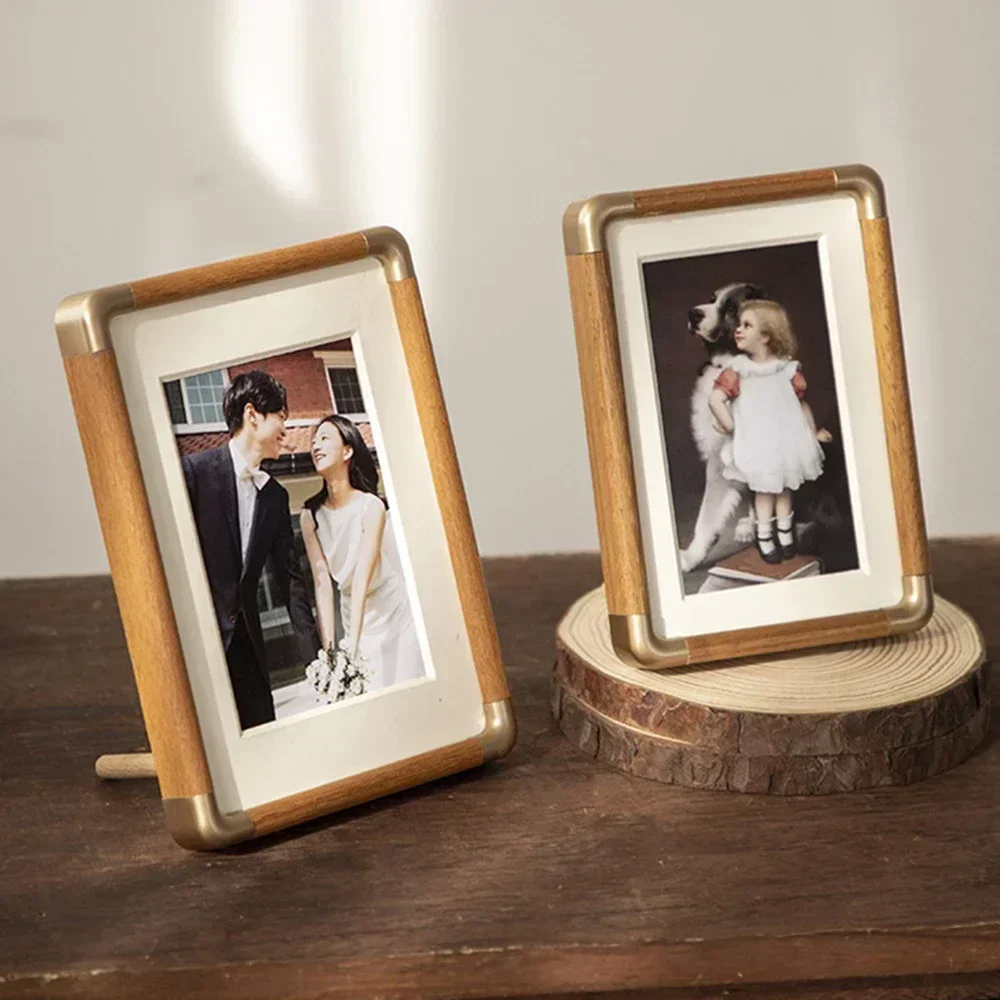 Solid Wood Photo Frame 5/6/7/8 Inches Walnut Photo Frame Vintage Desktop Decorations Brass Horn DIY Wood Crafts