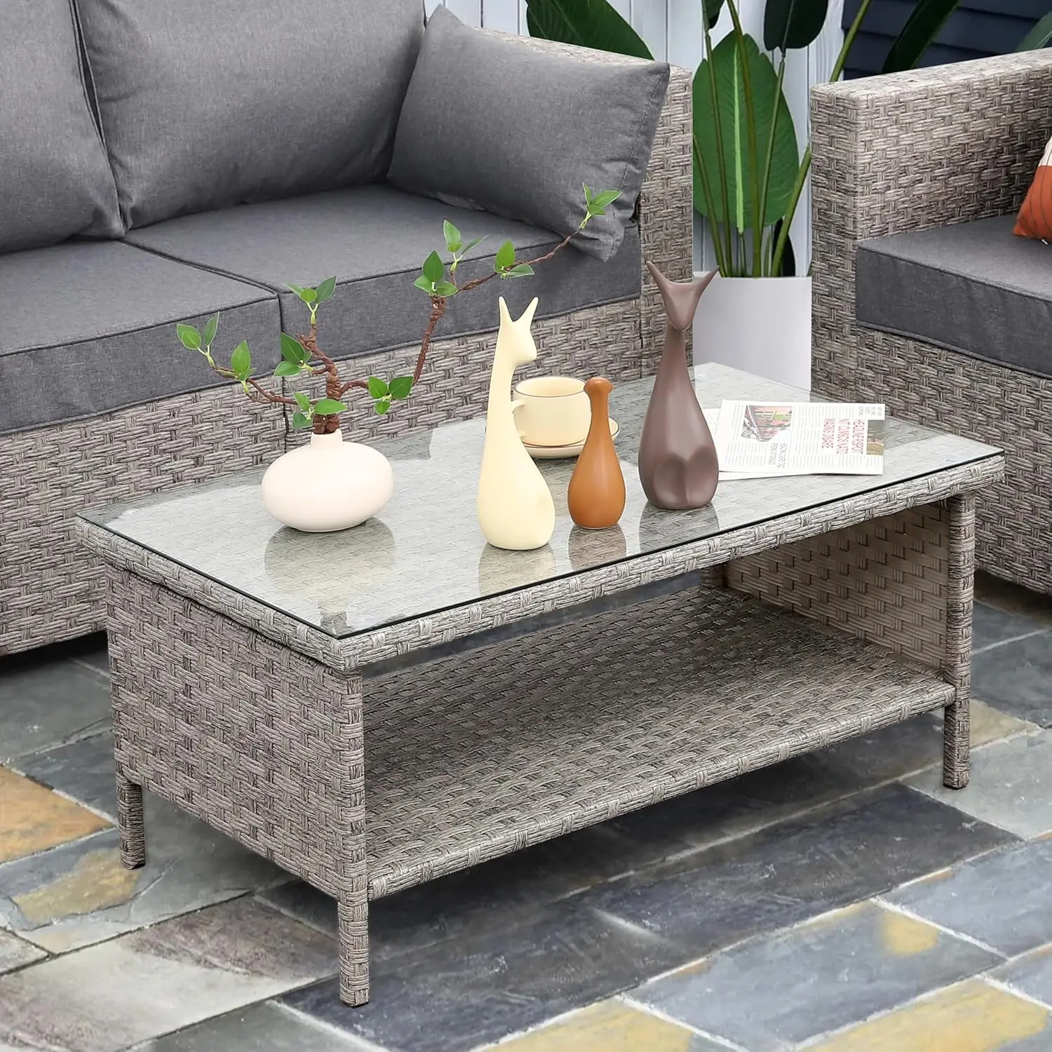 

Outdoor PE Wicker Coffee Table - Patio Rattan Garden Side End Tea Table with Glass Top Furniture