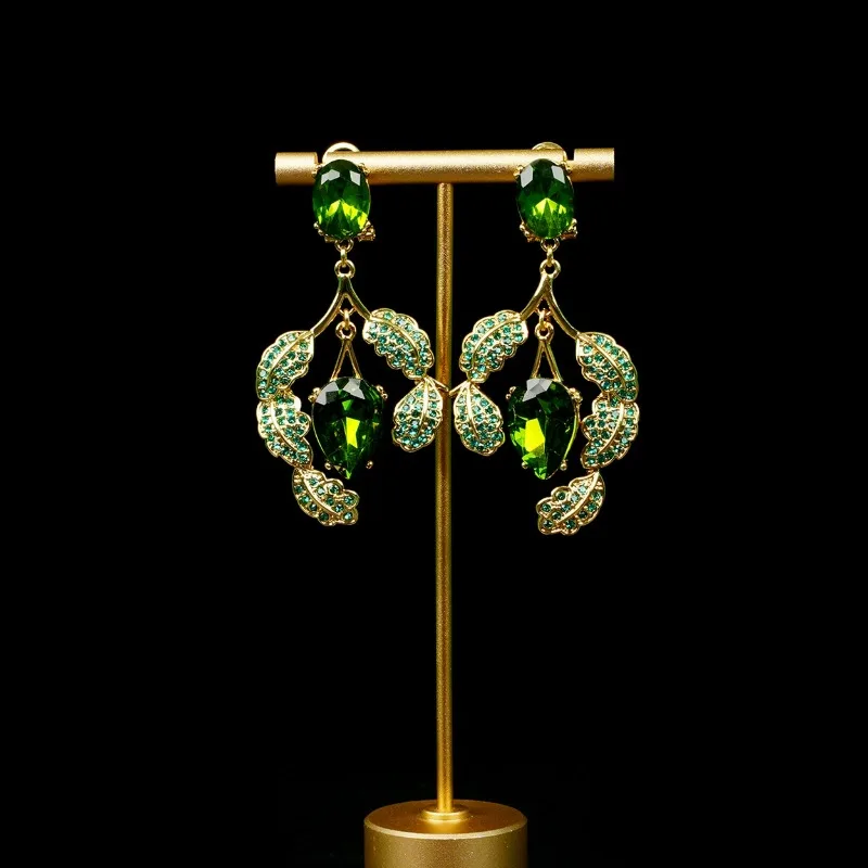 

2025 New Arrival Autumn Winter Water Droplets Stone Flash Zircon Inlaid Earrings Long Light Luxury Earrings for Women
