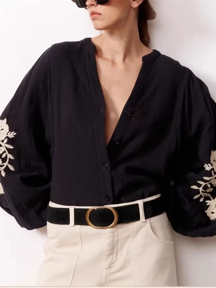 Fashion Women Black Shirt Long Puff Sleeve V-Neck Floral Embroidery Top 2024 Early Autumn Female Loose Blouses