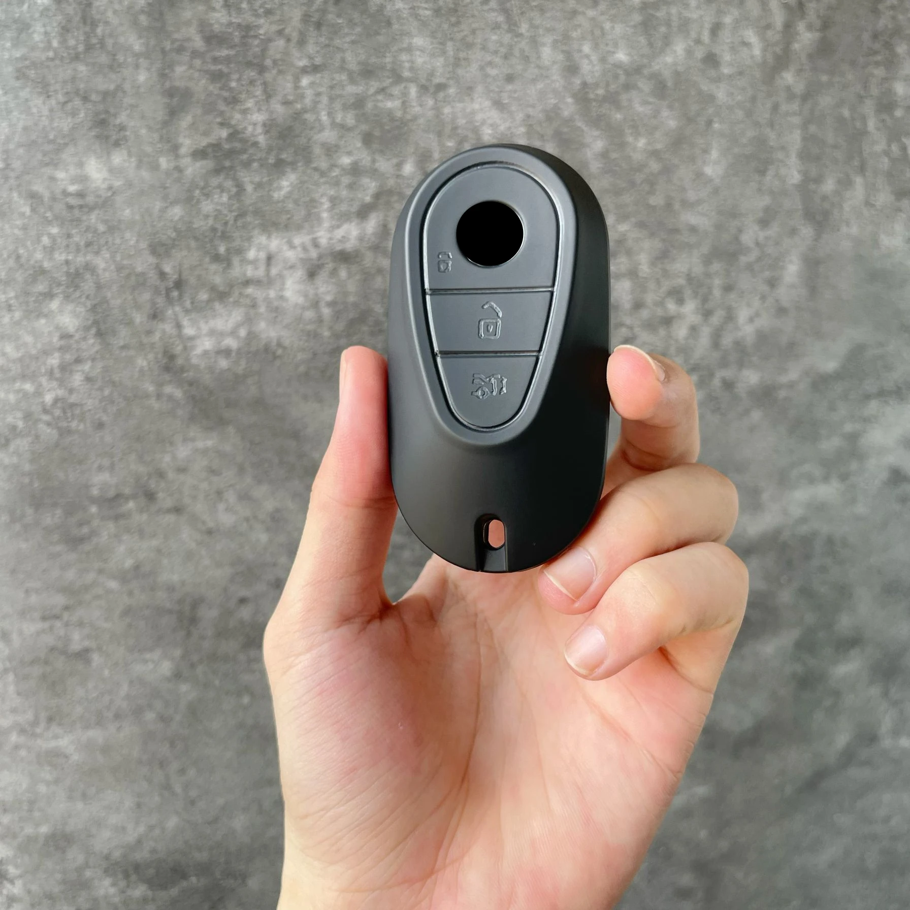 حافظة مفاتيح السيارة من البولي يوريثان غطاء عن بعد شل حامل حامي فوب لمرسيدس بنز 2025 جديد C260L E300L S400L EQE GLC CLE C E S Class