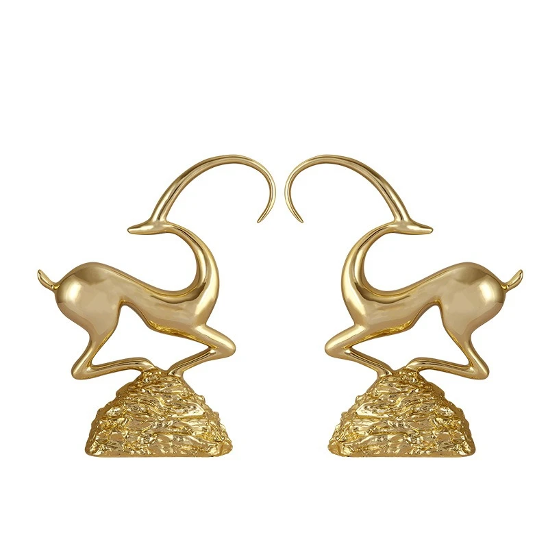 

Creative abstract deer pair of resin electroplating modern living room TV cabinet home decoration entrance ornament