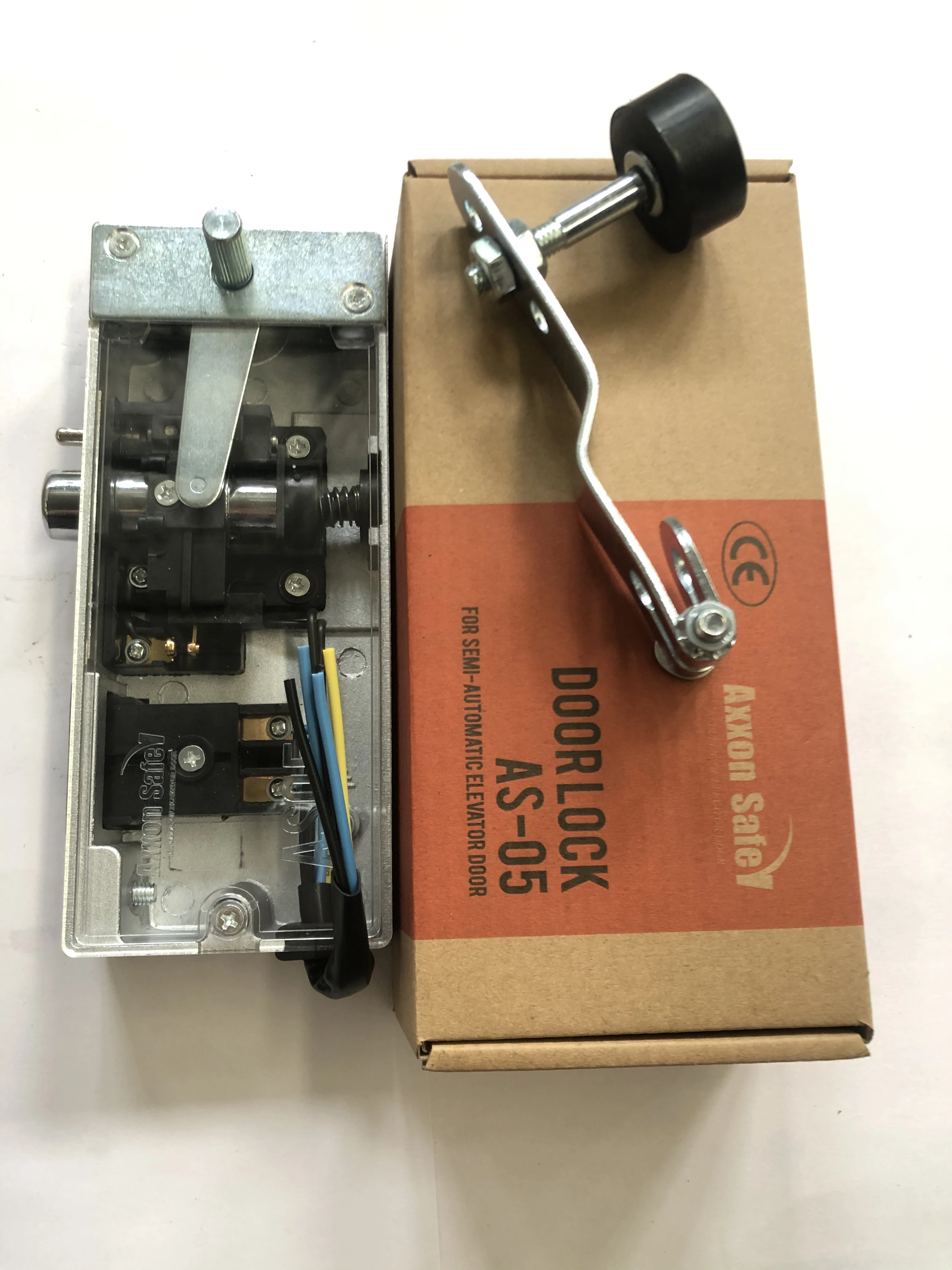 Zowee سعر الجملة مصعد سوينغ قفل الباب رفع قفل الباب لباب التأرجح AS05 AXXSON آمن