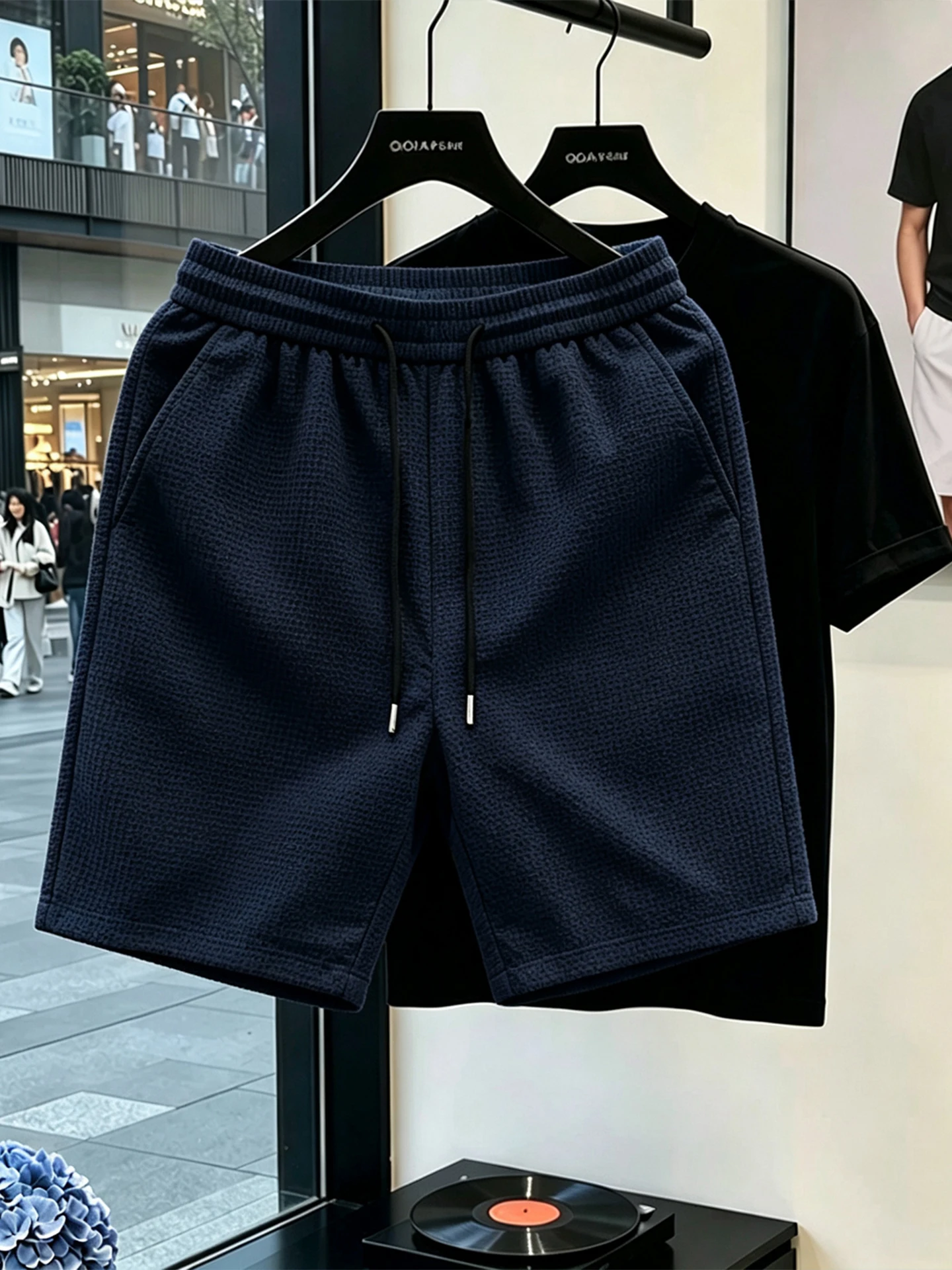 

Blue Sports Shorts Men's Summer Thin Texture Ice Silk Breathable Fitness Casual Four-Quarter Pants Loose Elastic Waist Pocket