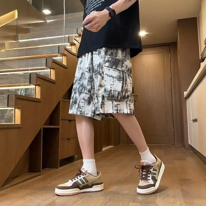 New Trendy Tie-Dye Shorts for Men Summer Fashion Casual Wear with Large Pockets American Retro Style Loose Mid-Length Fit