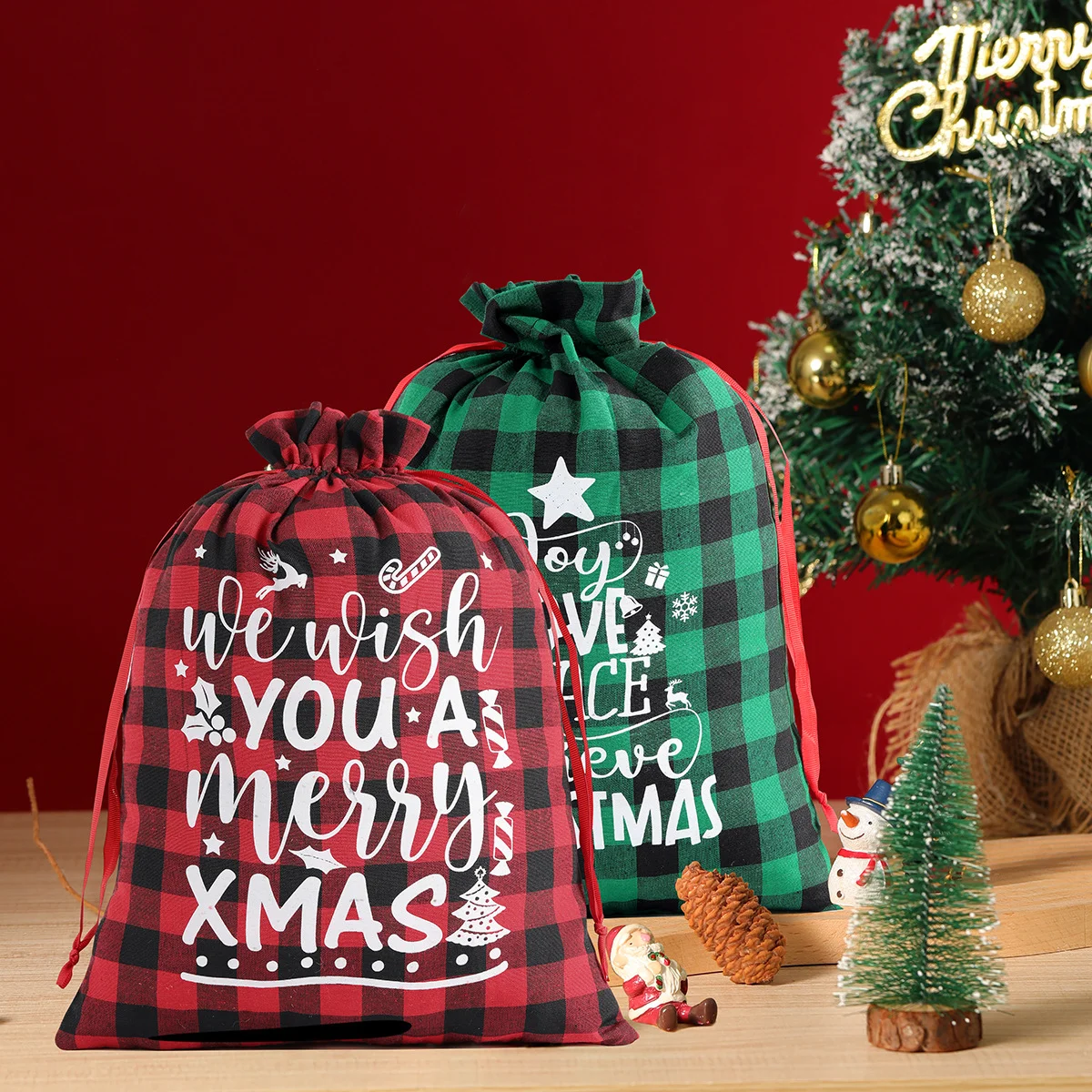 2 Stück 30 x 40 cm Weihnachts-Geschenktüten aus karierter Baumwolle mit Kordelzug, Party-Süßigkeitstüten mit wiederverwendbaren Trägern für Urlaubsveranstaltungen