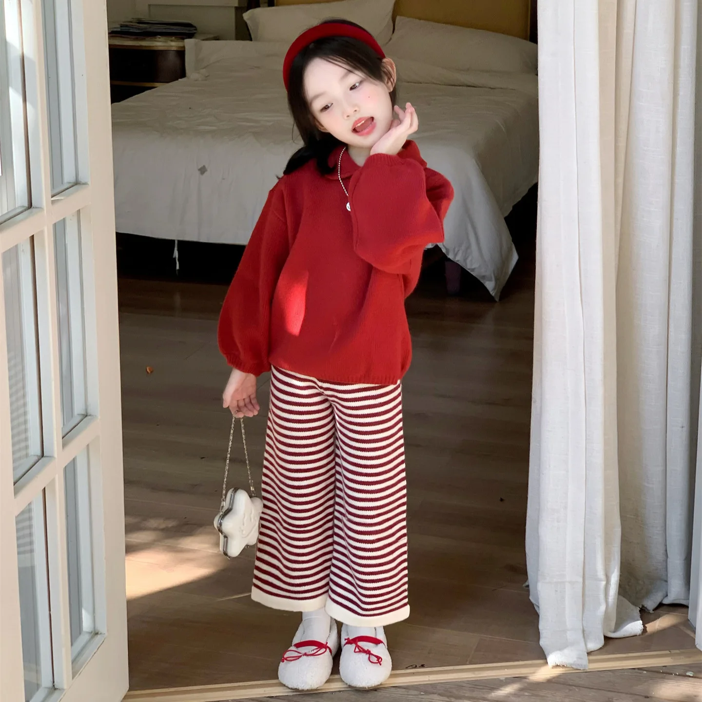 2025 autumn and winter new Korean female treasure red top Girls cheongsam collar sweater thickened long sleeves