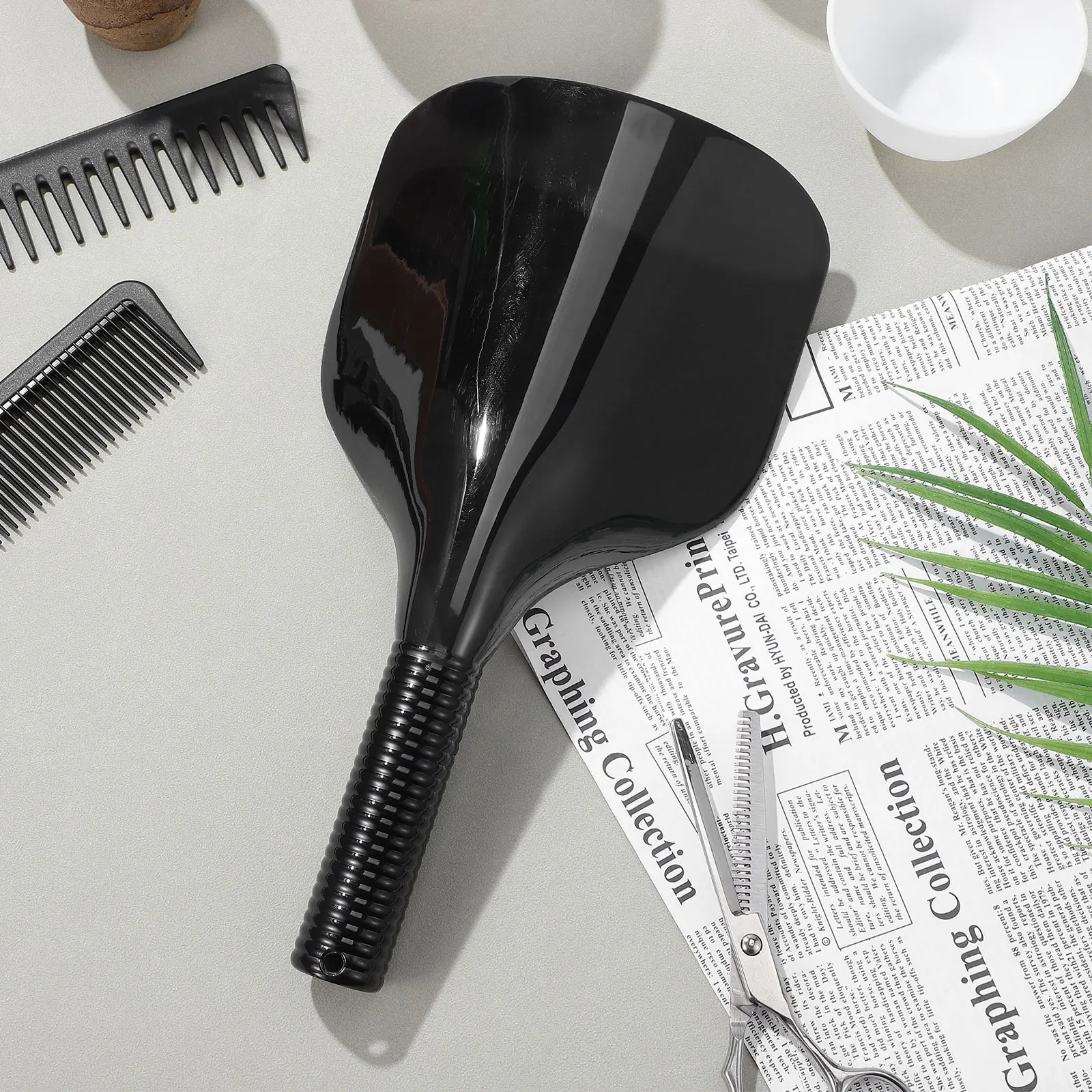 

Hair Dye Mask Protective Shield for Salon Use Black Plastic Face Cover Hairspray Guard Against Stains Coloring Tools Set