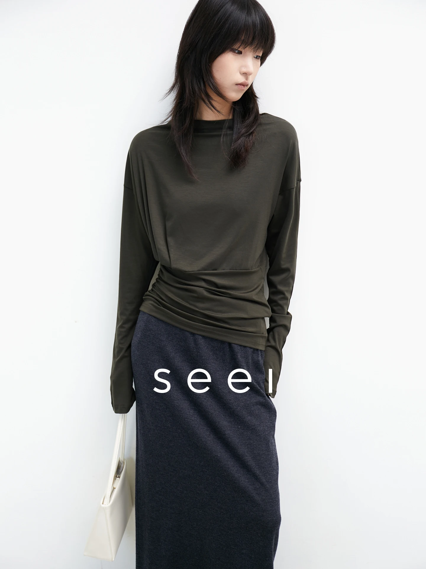 

Женский вязаный топ Seei с завышенной талией, с открытыми плечами, на одно плечо, плиссированный, длинный рукав, свободный крой, осенний модный топ