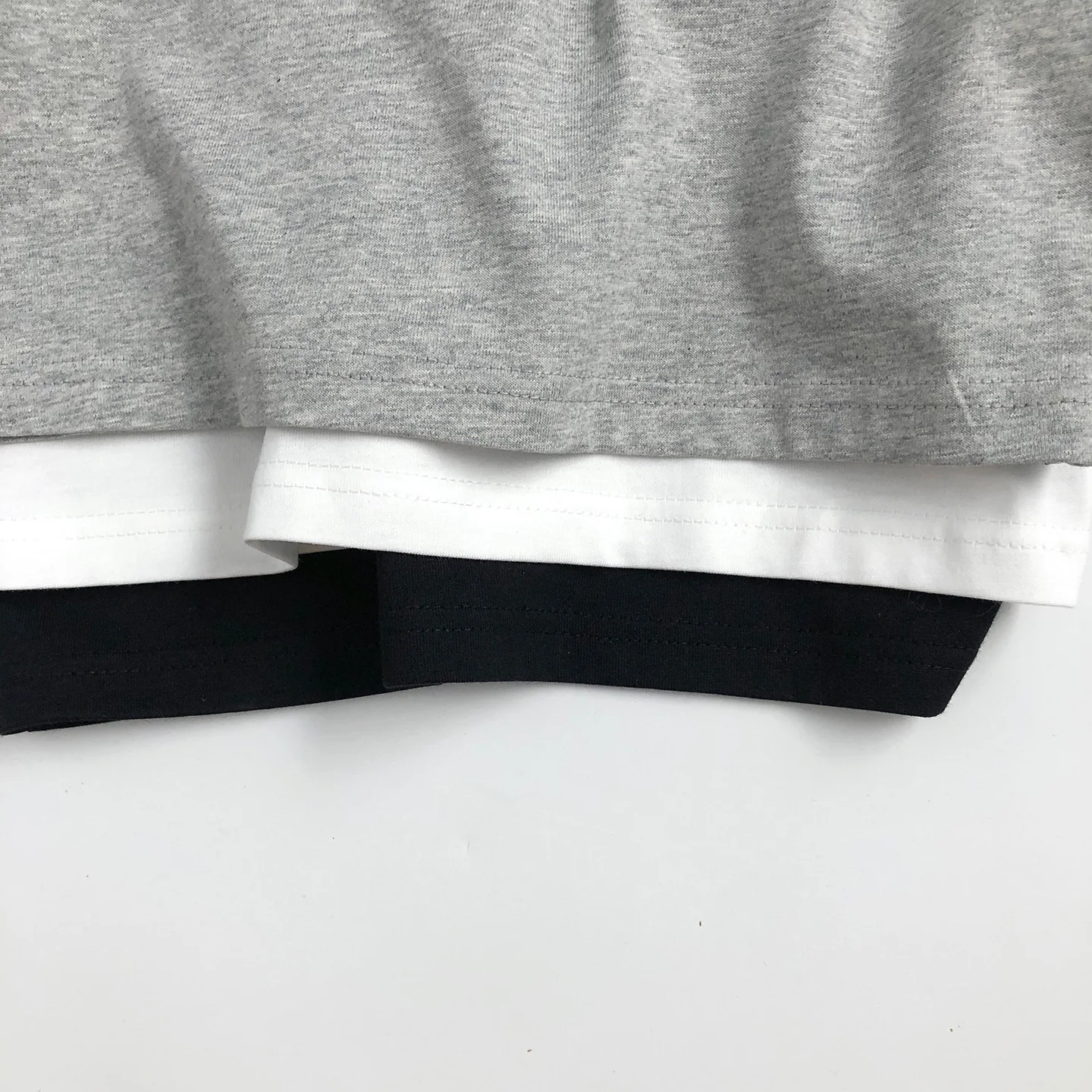 2-7 Jahre, Herbst, Baumwolle, einfarbige, schlichte T-Shirts, lange Ärmel, lockere Passform, Oberteile für Jungen und Mädchen, koreanische, weiche und atmungsaktive Kinderkleidung. – Detail 12